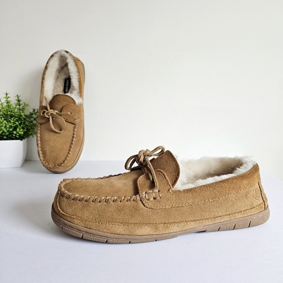 Lands\'End Men\'s Shearling Lined Suede Indoor Outdoor Moccasin Slippers Size 9D